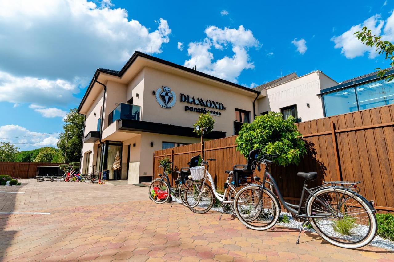 Diamond Panzio Bed and Breakfast Hajdúszoboszló Buitenkant foto